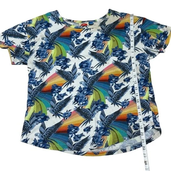 Farm Rio for Anthropologie Aves Graphic Tee Rainbow Bird Floral Top Size L - Picture 6 of 9